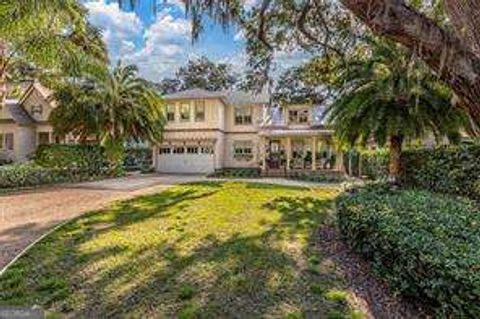 1030 Village Oaks LN St. Simons GA 31522