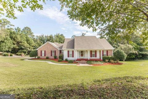 Single Family Residence in Macon GA 100 Saint James Place.jpg