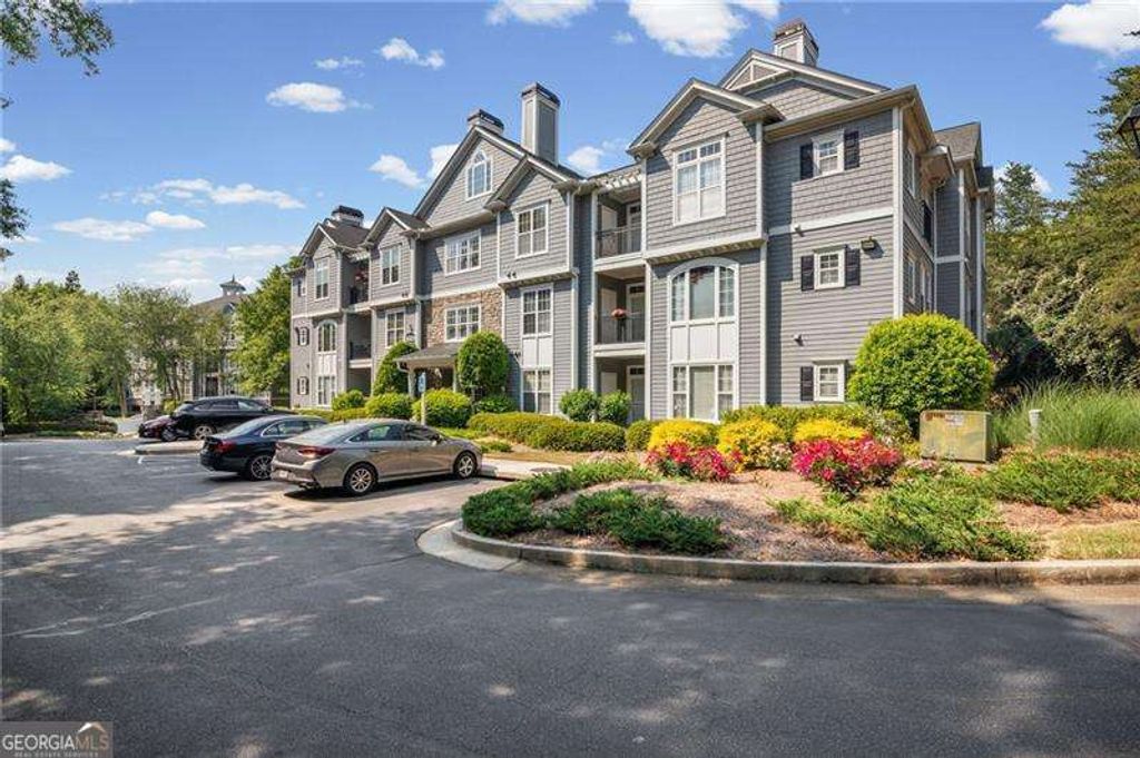 Photo of 4100 Paces Walk SE #3203, Atlanta, GA 30339 (MLS # 10740959)