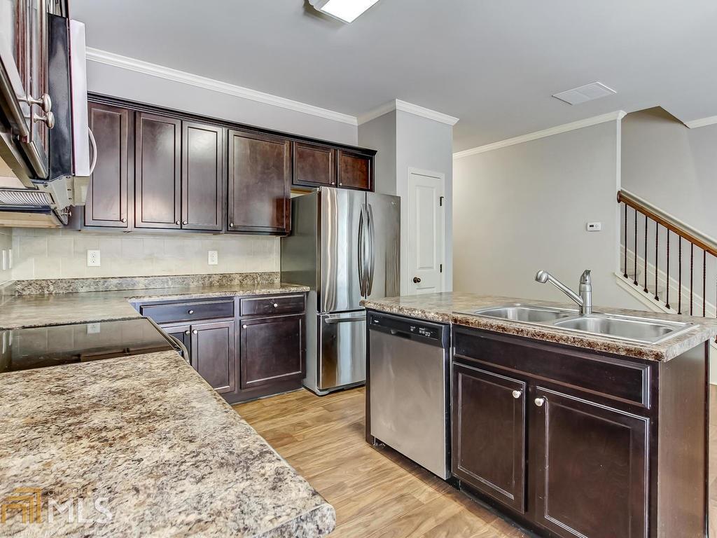 Crawford Oaks - Residential