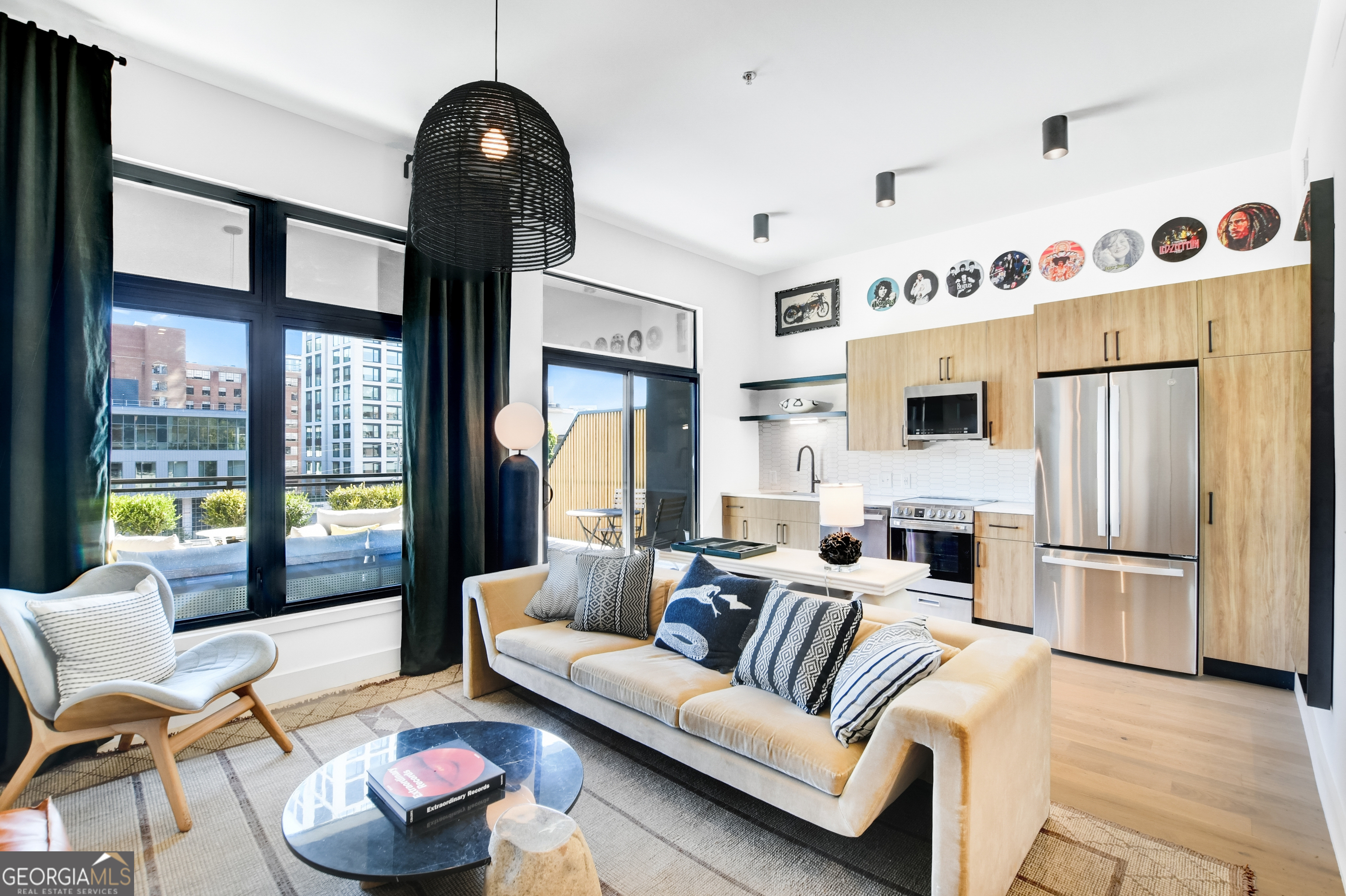 567 Ponce De Leon AVE 406