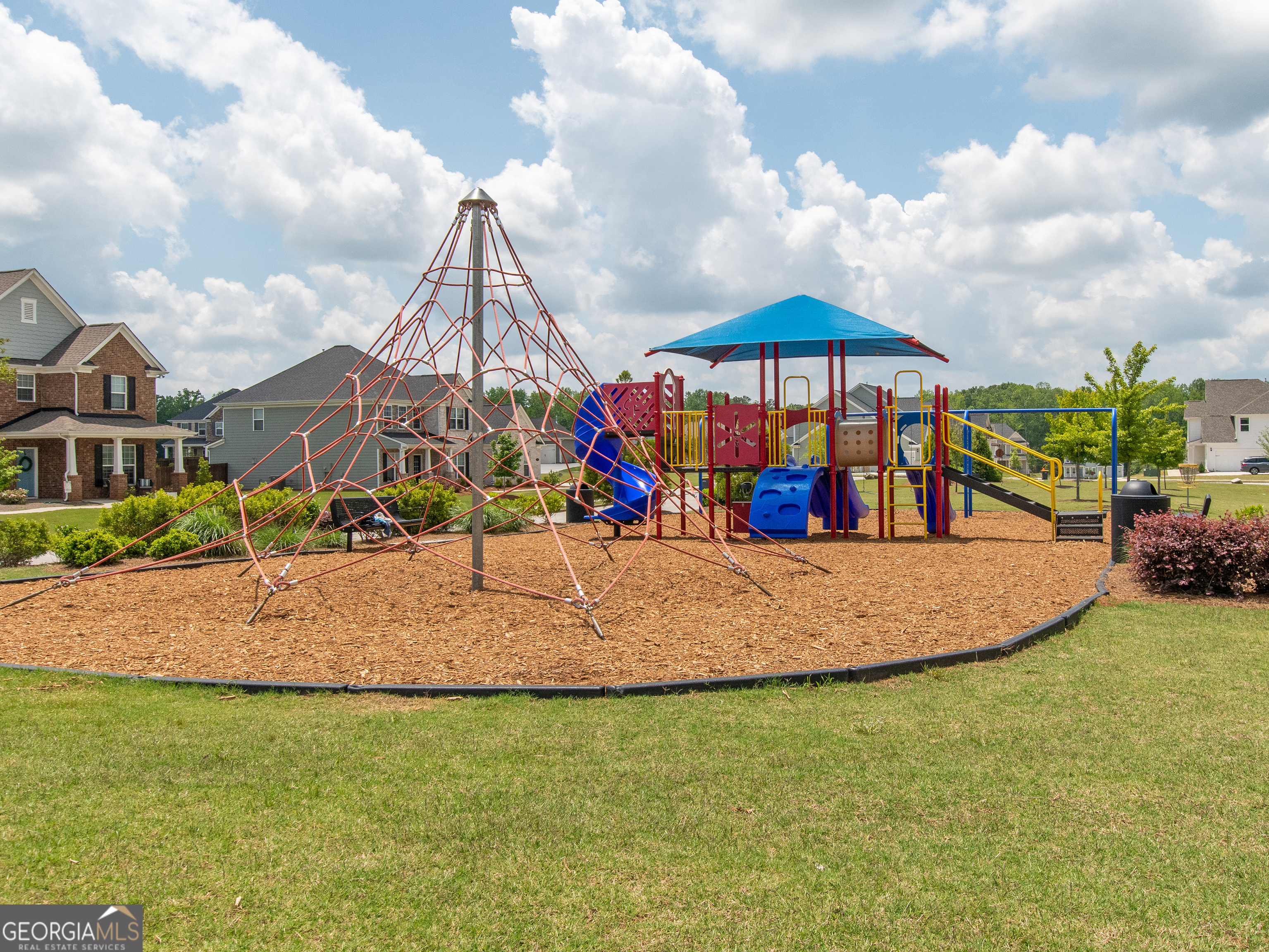 Peachtree City, Georgia 30269, United States, 5 Bedrooms Bedrooms, ,4 BathroomsBathrooms,Residential,Active,168893