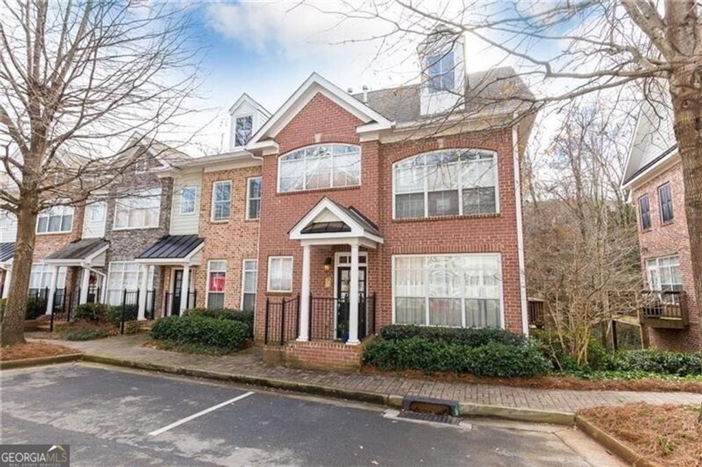 Photo of 1155 Glenridge Place, Atlanta, GA 30342 (MLS # 10703212)