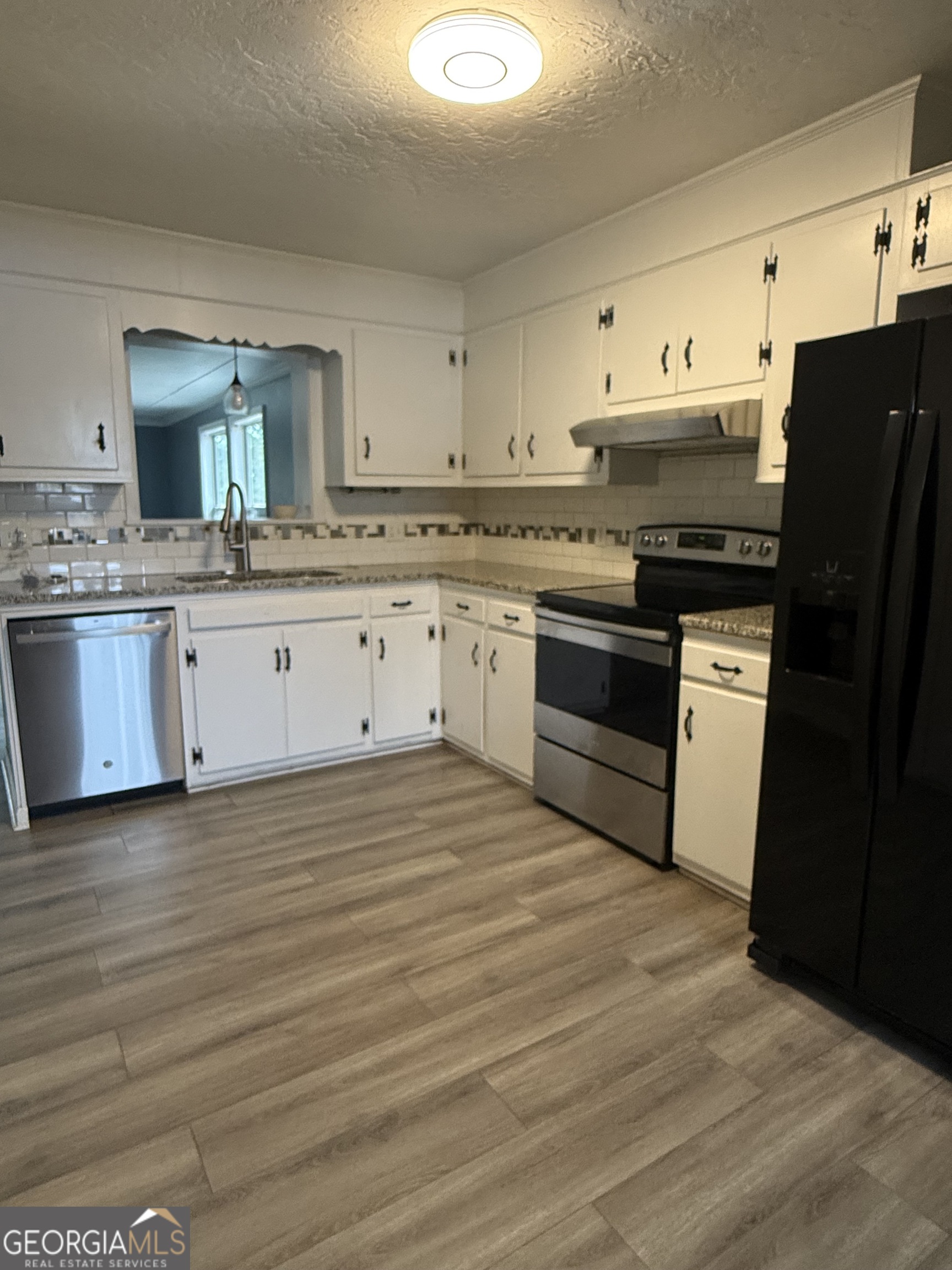 3320 Davant ST
