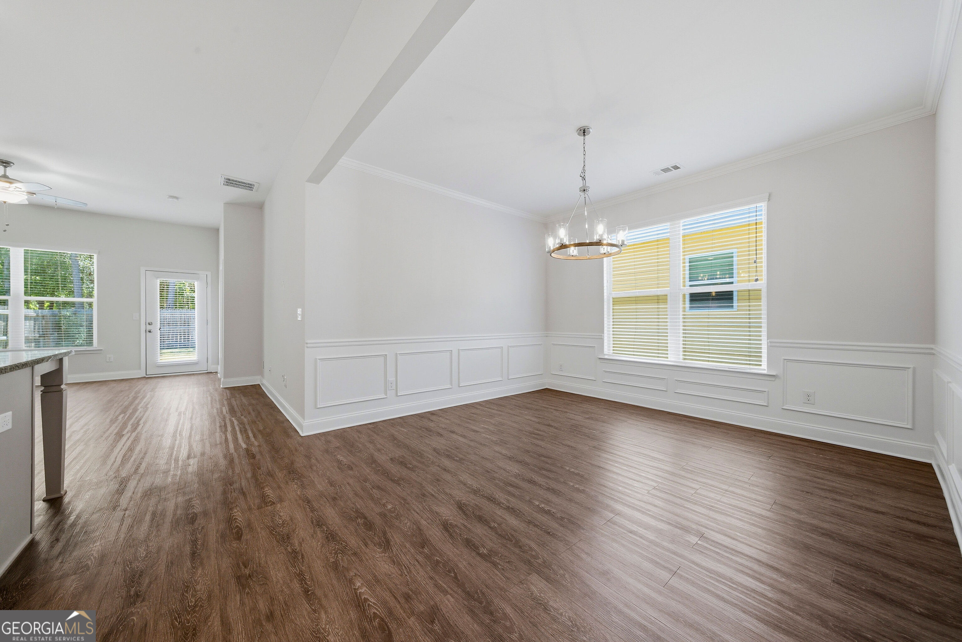 515 Vandenburg DR