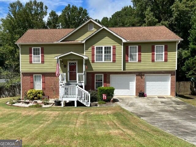 Photo of 317 Crosswalk Drive, Auburn, GA 30011 (MLS # 10846018)
