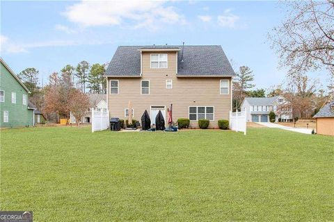 A home in Powder Springs