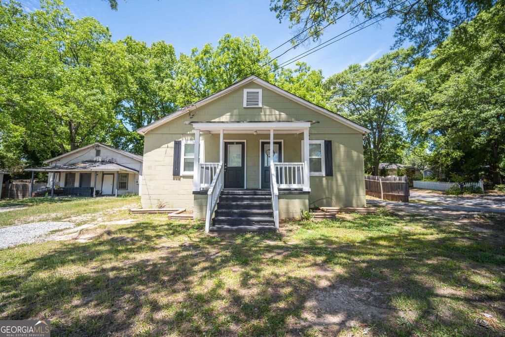 Photo of 90 Martin Luther King Jr Drive, Winder, GA 30680 (MLS # 10768159)