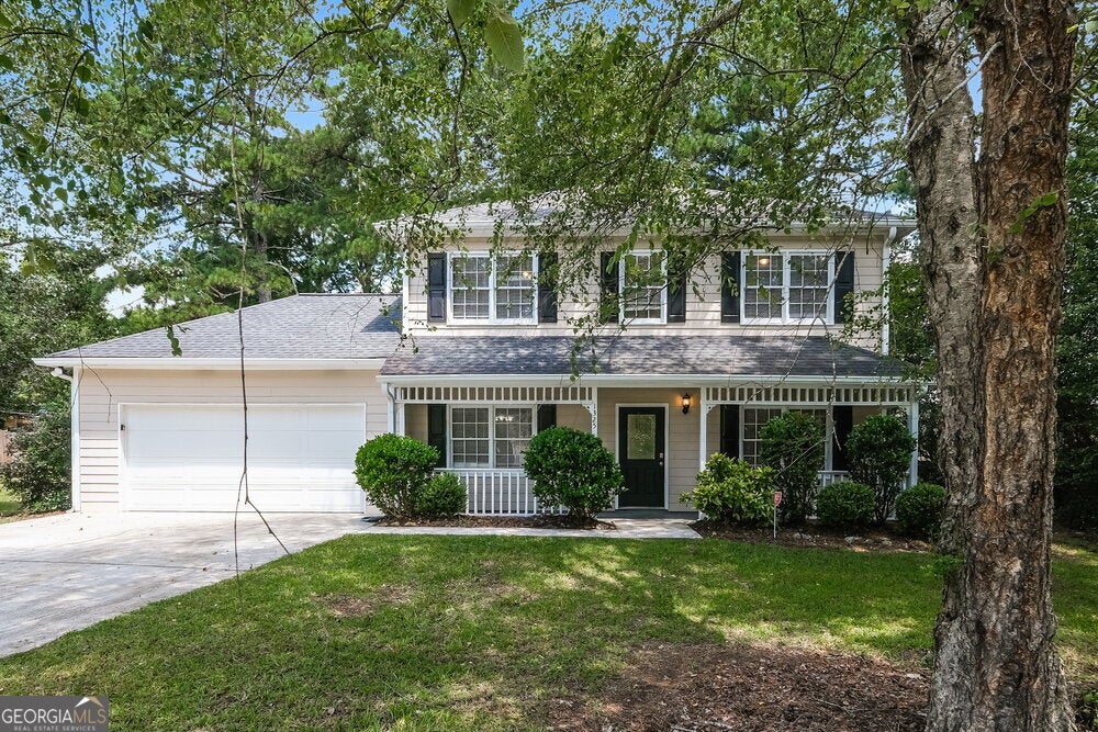 Photo of 1325 Burning Bush Drive, Loganville, GA 30052 (MLS # 10810758)