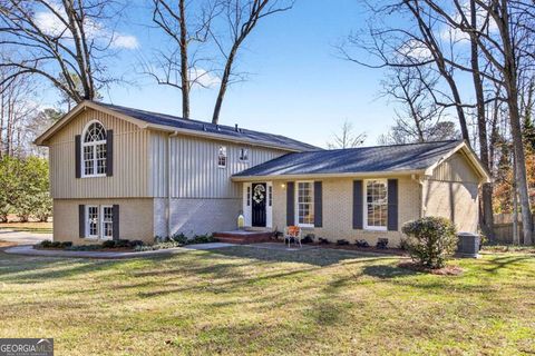 Photo of 5121 Davantry Drive, Atlanta, GA 30338 (MLS # 10673830)