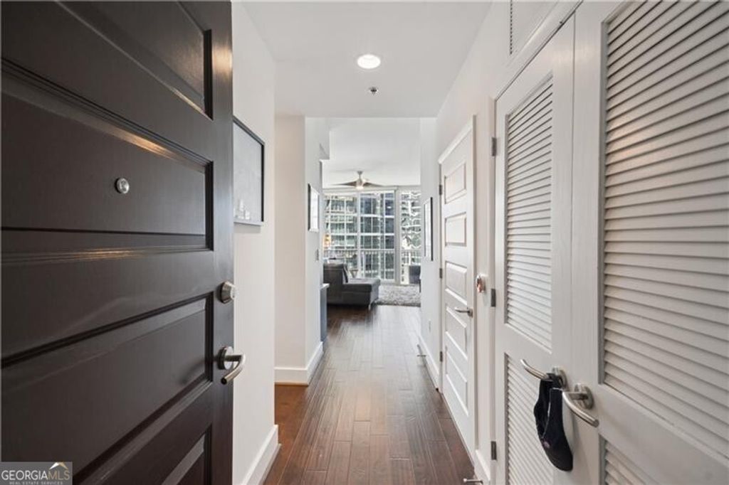 Photo of 1080 Peachtree Street NE #1307, Atlanta, GA 30309 (MLS # 10766616)