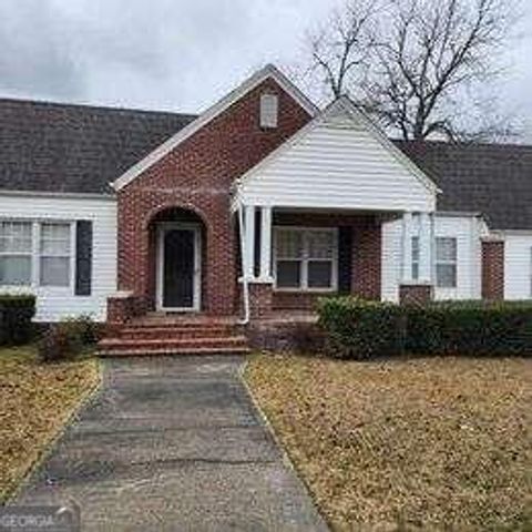 A home in Baxley