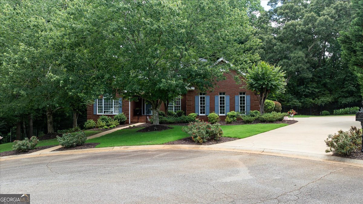 1071 Waterford CT