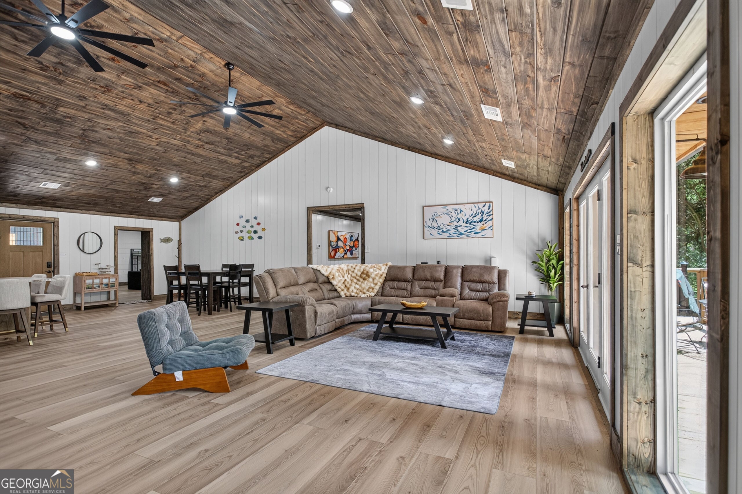 155 Jo Ann CIR