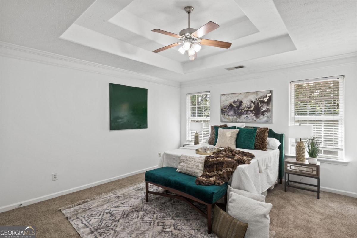 Summit The @ Eagles Landing - Residential