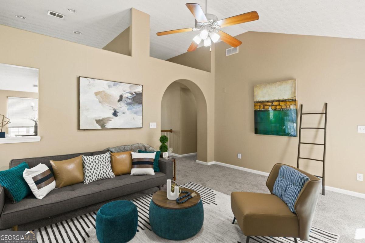 Summit The @ Eagles Landing - Residential