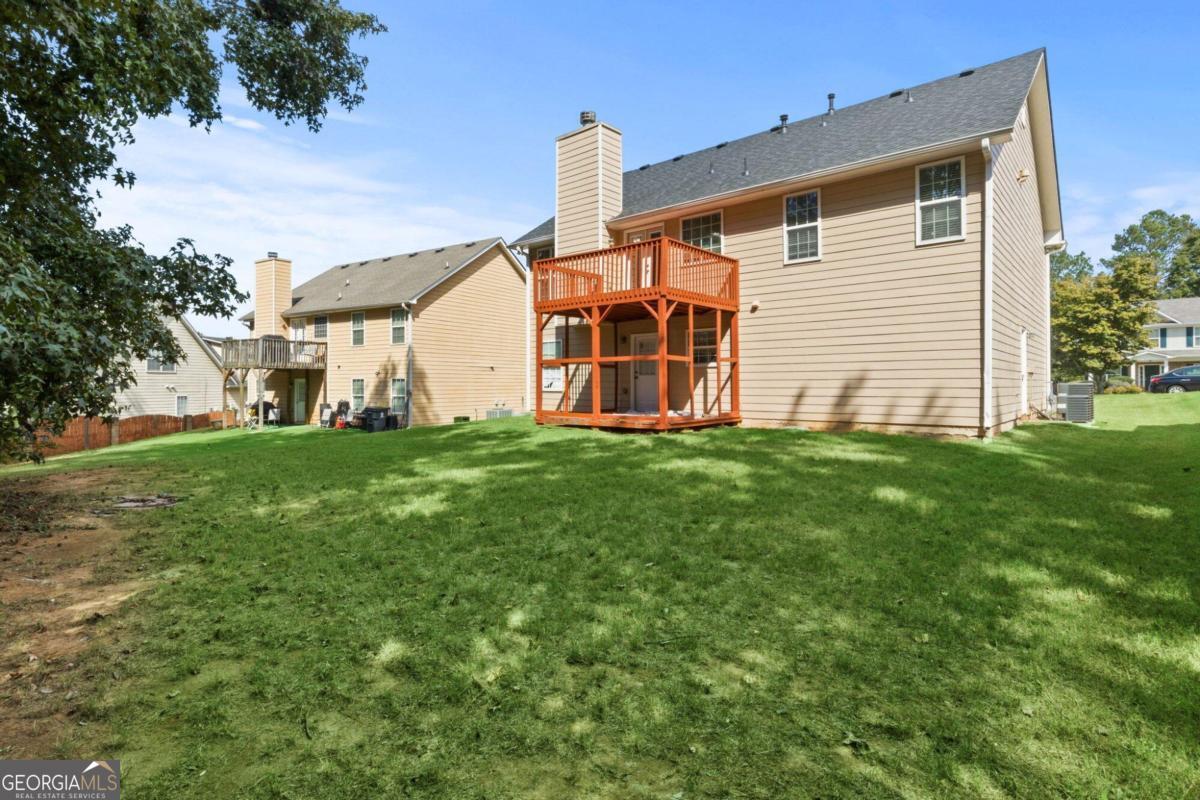 Summit The @ Eagles Landing - Residential