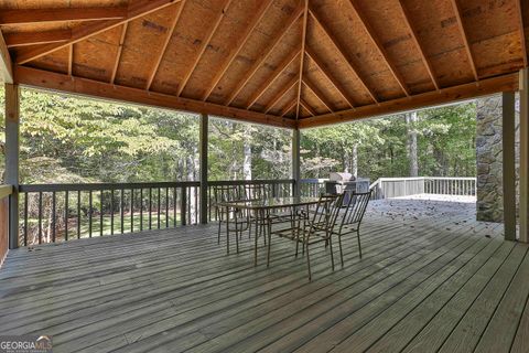 A home in Whitesburg