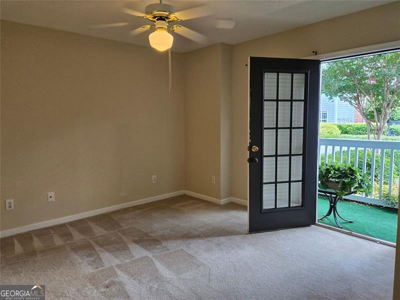 812 VININGS FOREST LN