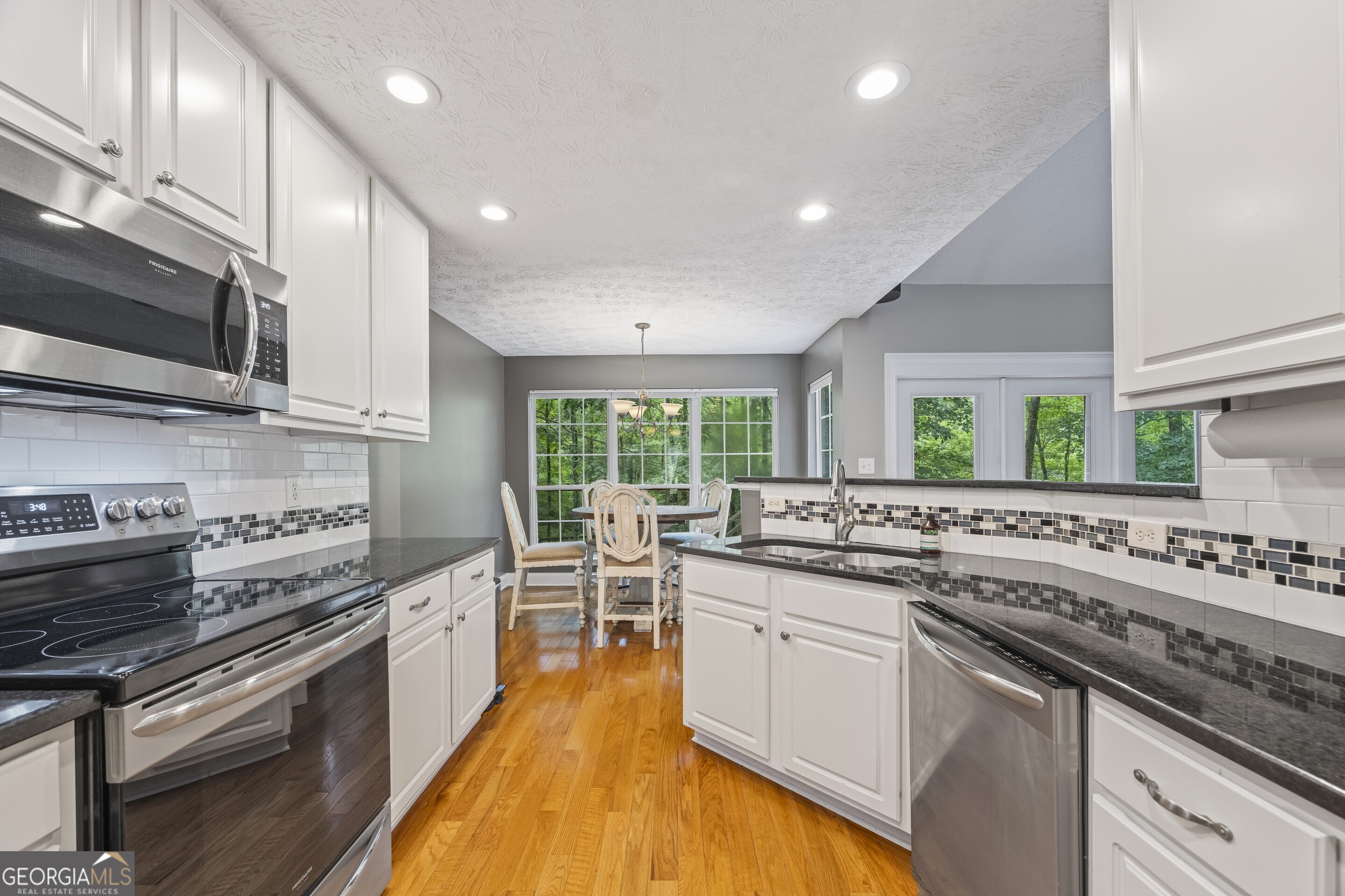 Buford, Georgia 30519, United States, 5 Bedrooms Bedrooms, ,4 BathroomsBathrooms,Residential,Active,179252