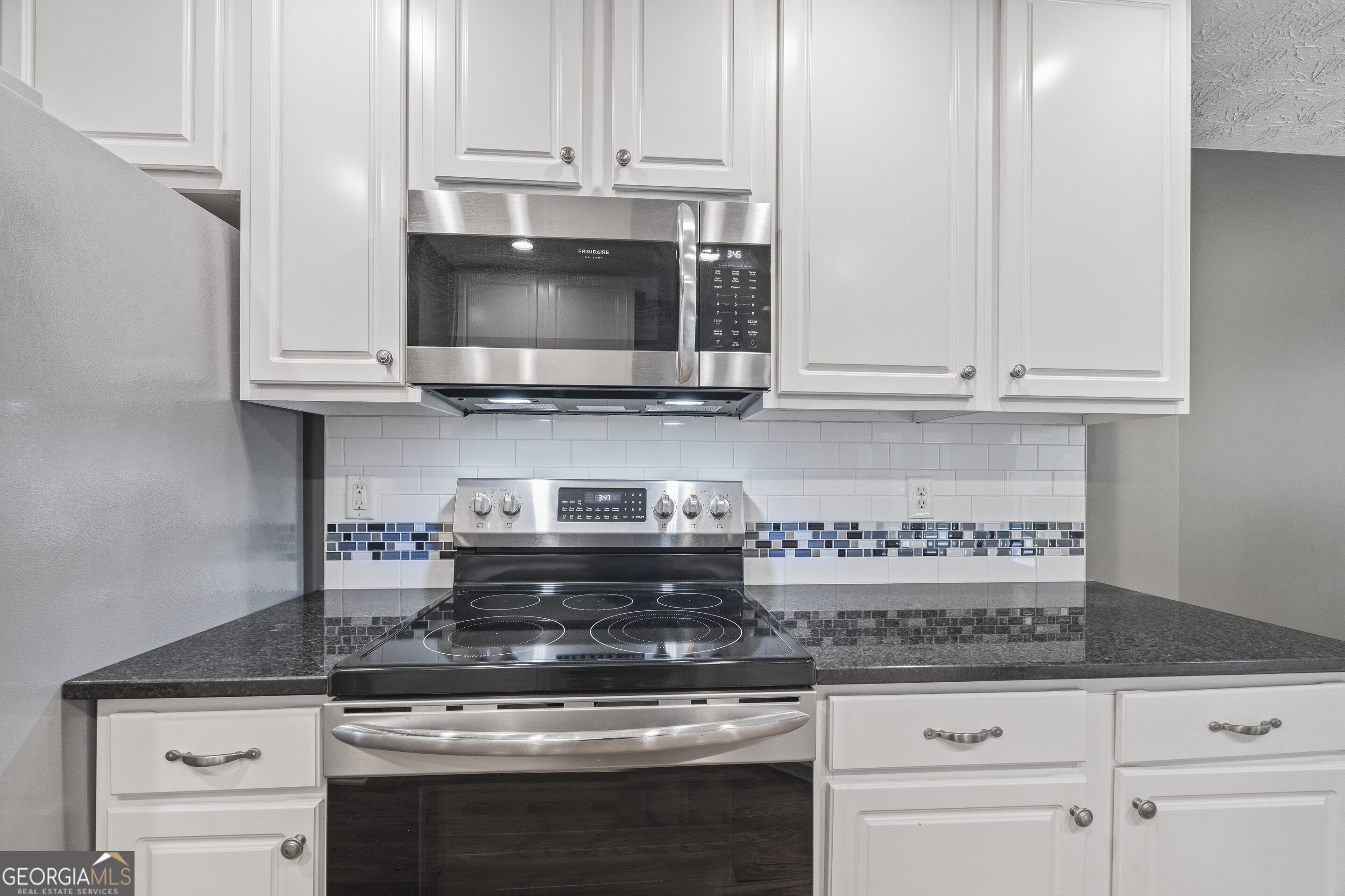 Buford, Georgia 30519, United States, 5 Bedrooms Bedrooms, ,4 BathroomsBathrooms,Residential,Active,179252