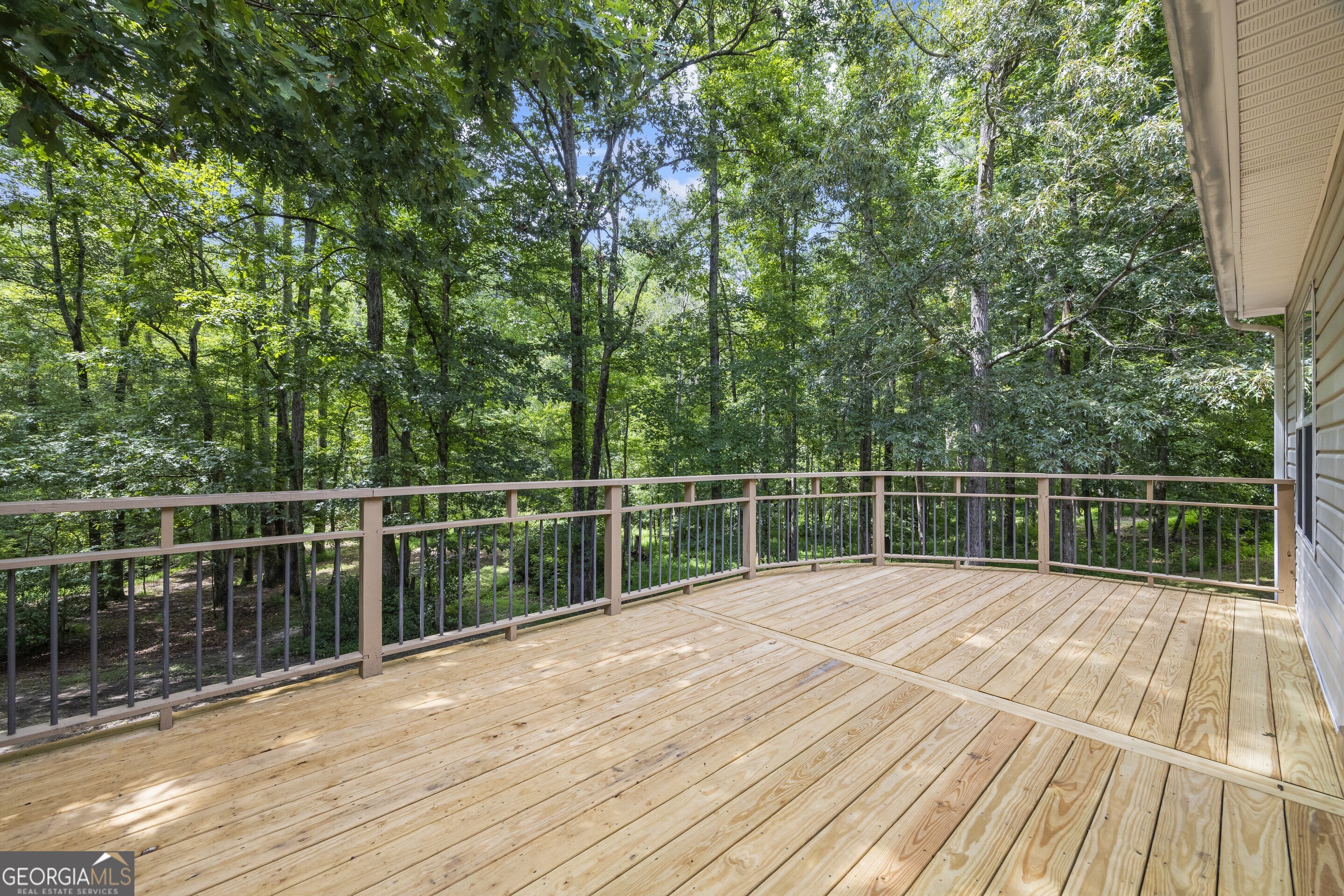 Buford, Georgia 30519, United States, 5 Bedrooms Bedrooms, ,4 BathroomsBathrooms,Residential,Active,179252