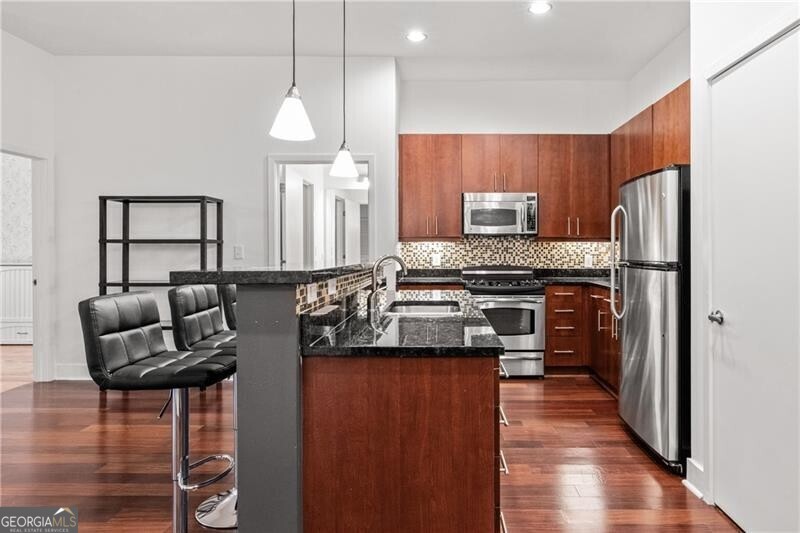 425 Chapel ST SW 2108