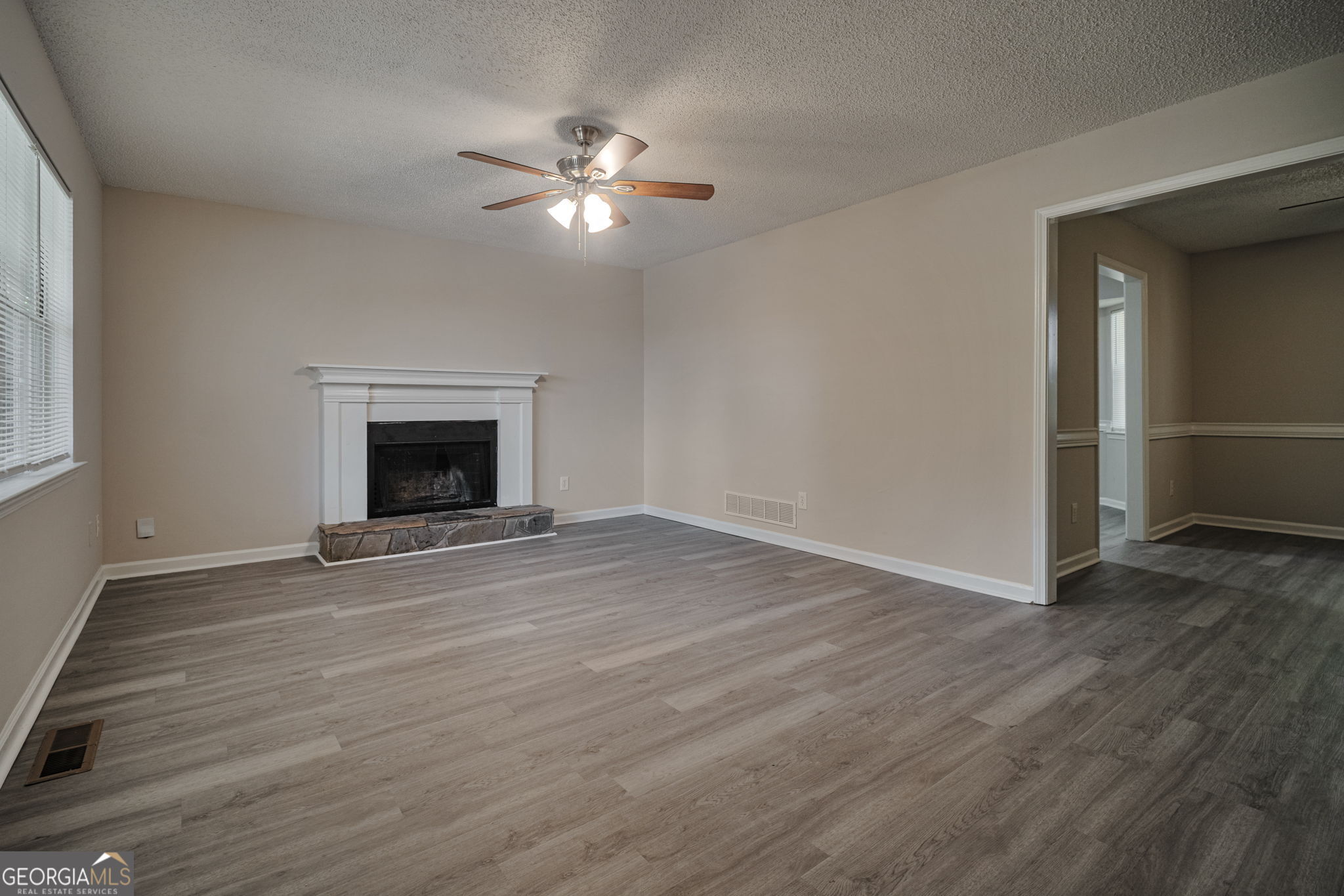 75 Davis Mill DR