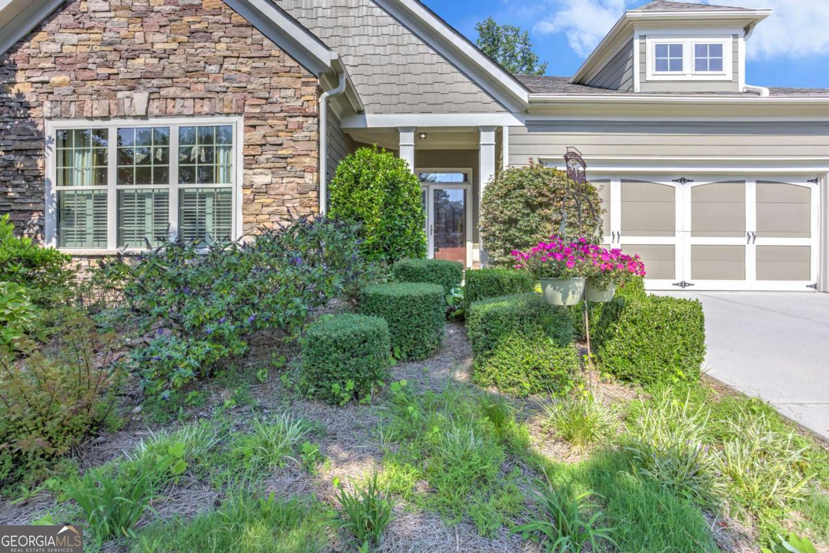 322 Shade Tree CIR