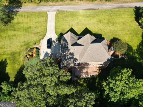 A home in Douglasville