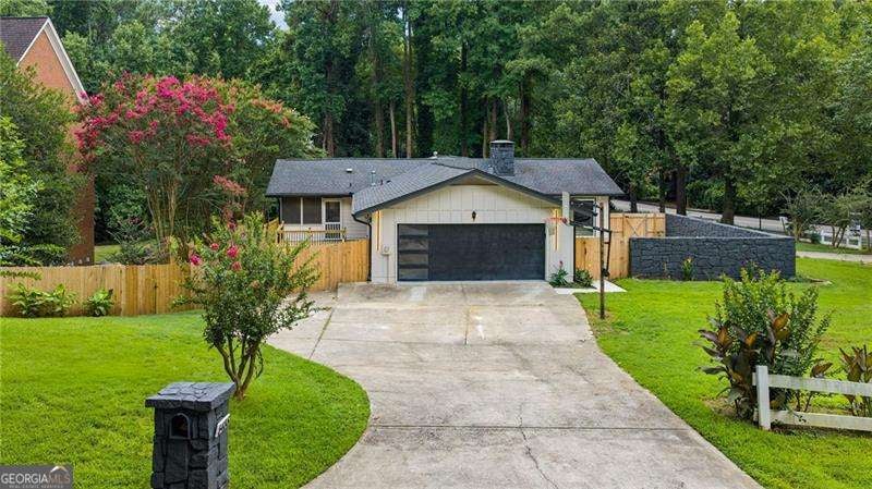 5435 High Point RD