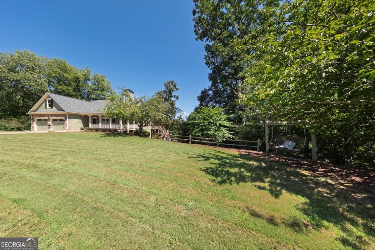 214 Hawkins RDG