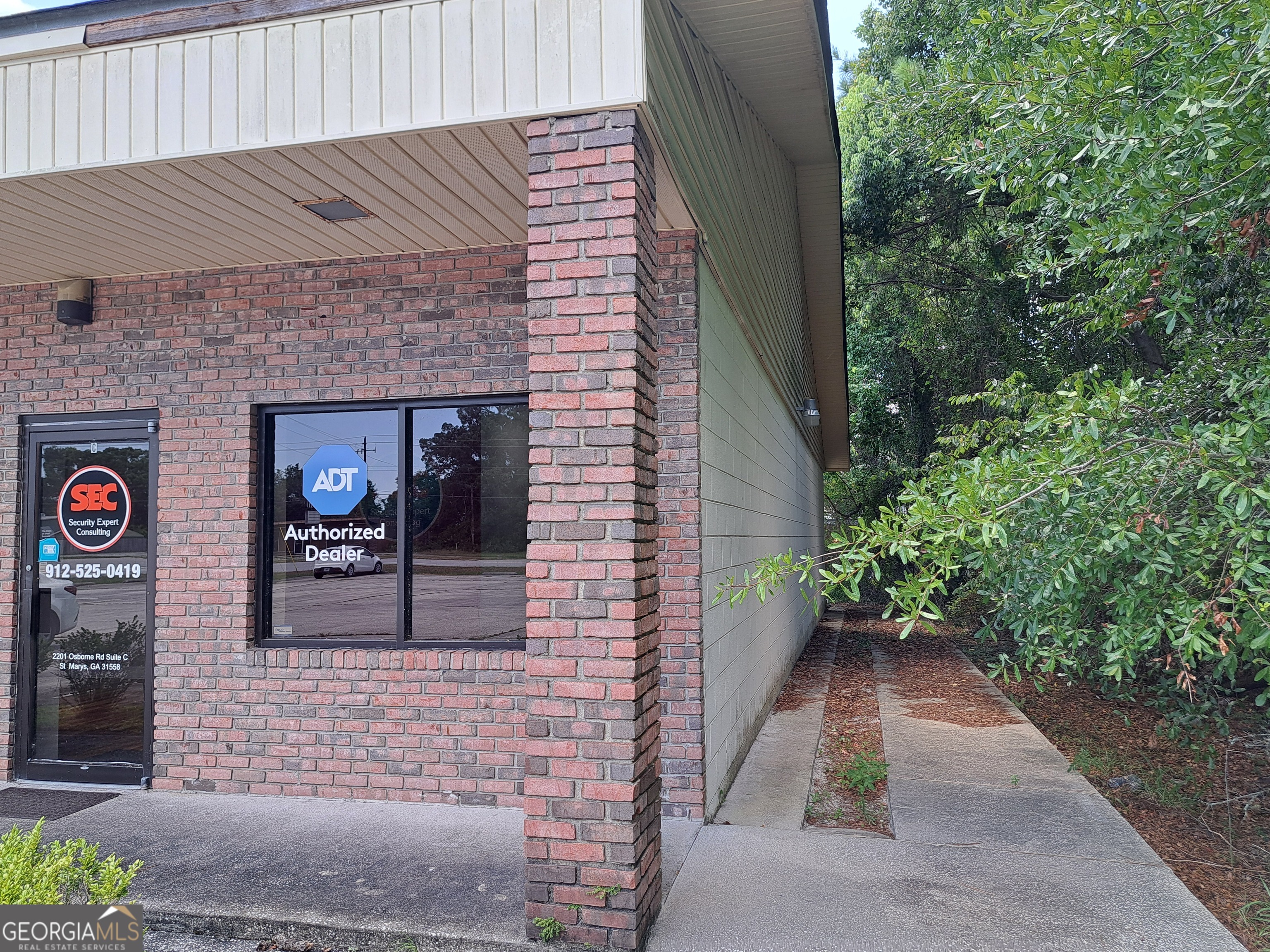 2201 Osborne RD