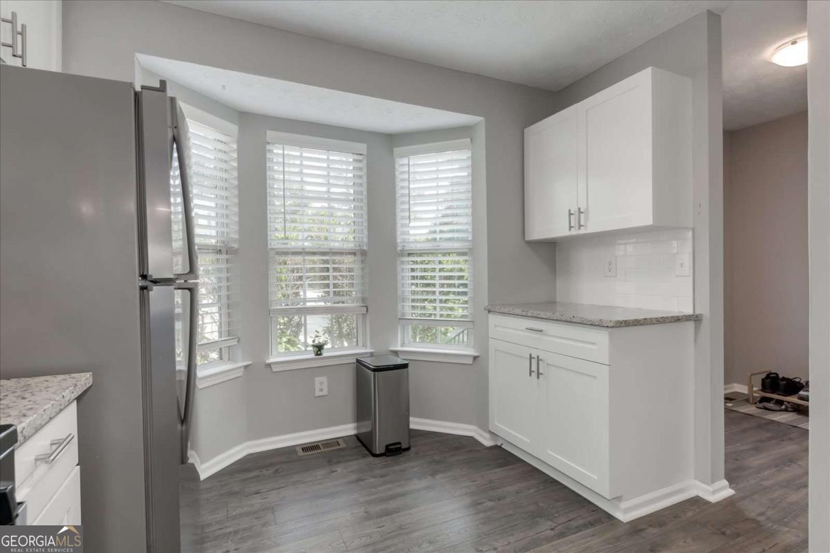 Barrington Hills - Residential Lease