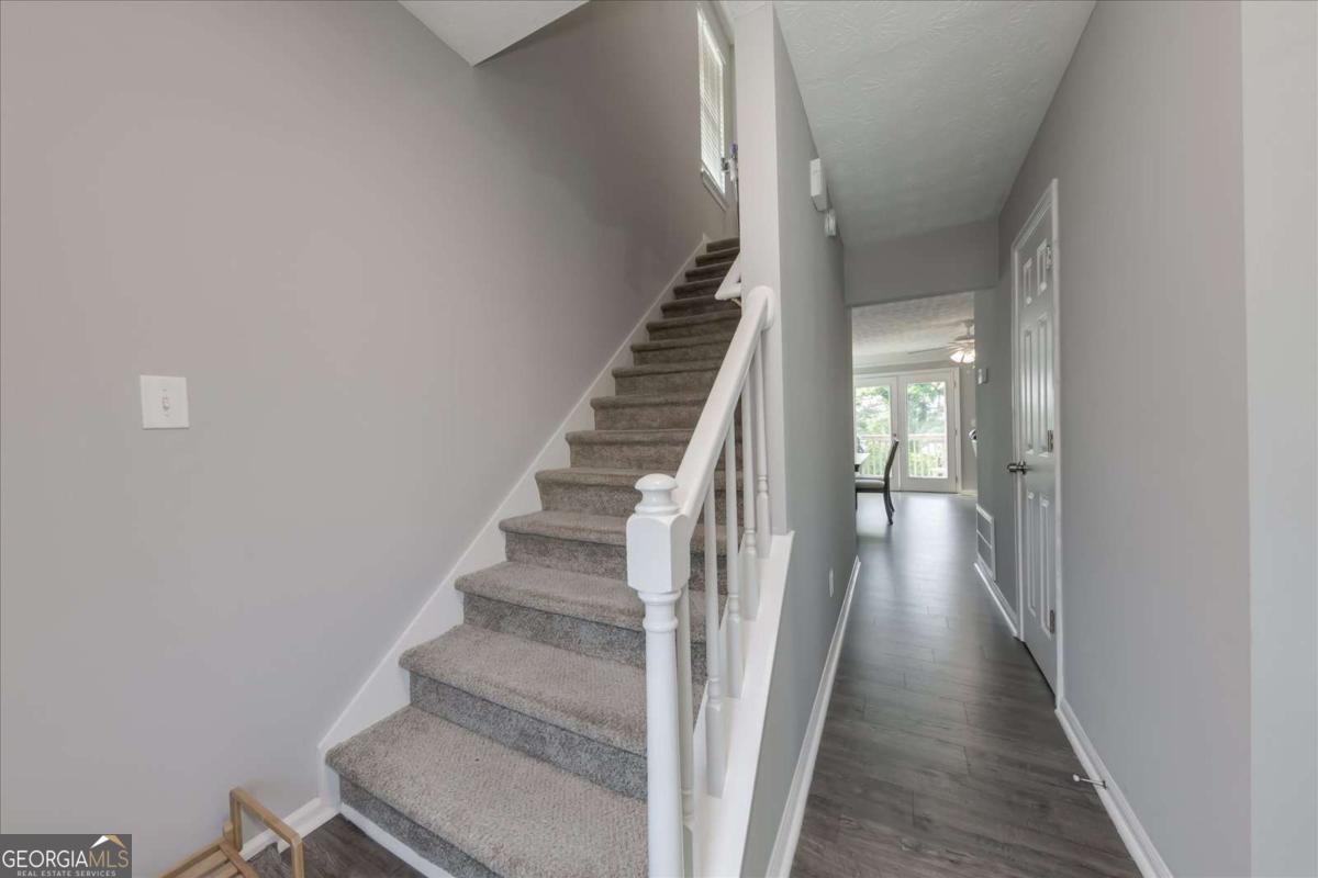 Barrington Hills - Residential Lease