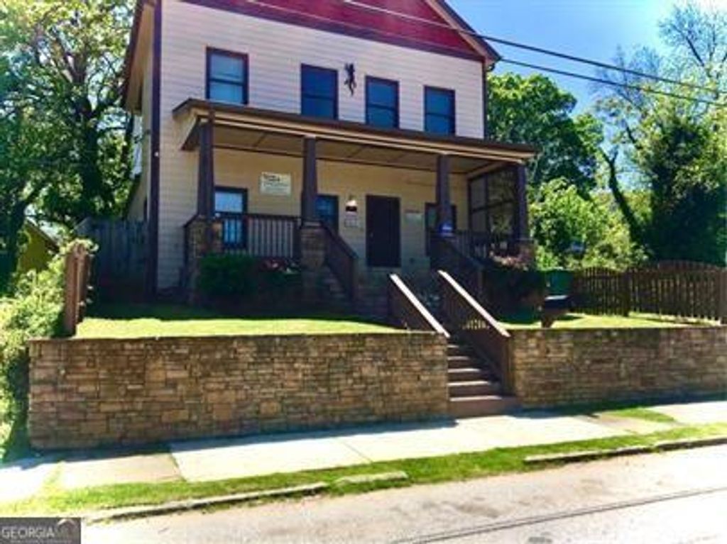 Photo of 836 Mitchell Street SW, Atlanta, GA 30314 (MLS # 10775162)
