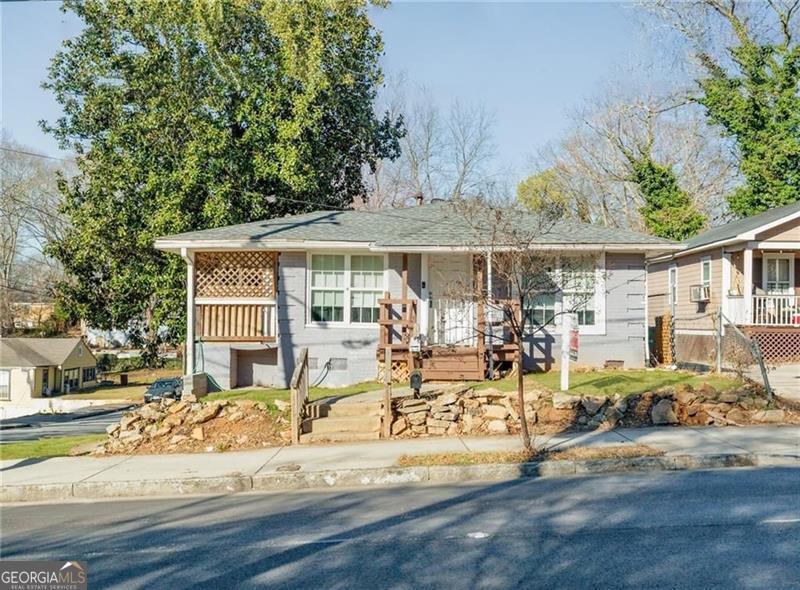 311 University AVE SW