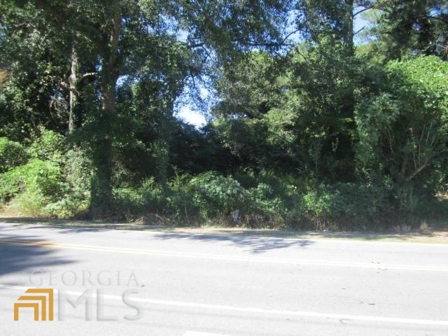 Property zoned for Multi Family unit. Opportunity for a great location to build a duplex, triplex, fourplex. Large lot with access to all utilities. Ask how you can receive up to $500 credit by using one of our preferred lenders. Exclusions may apply.
