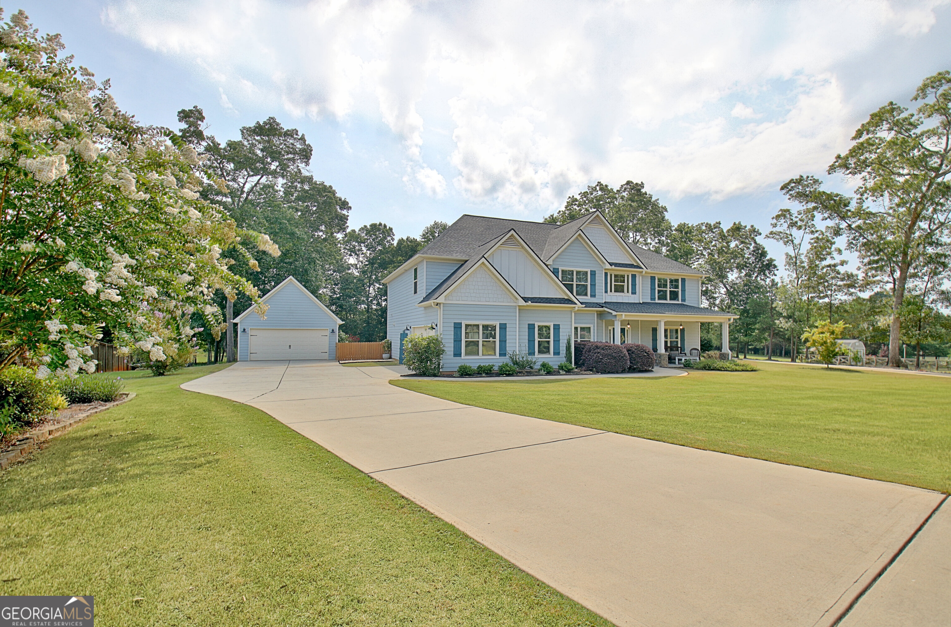 111 Rockhouse RDG