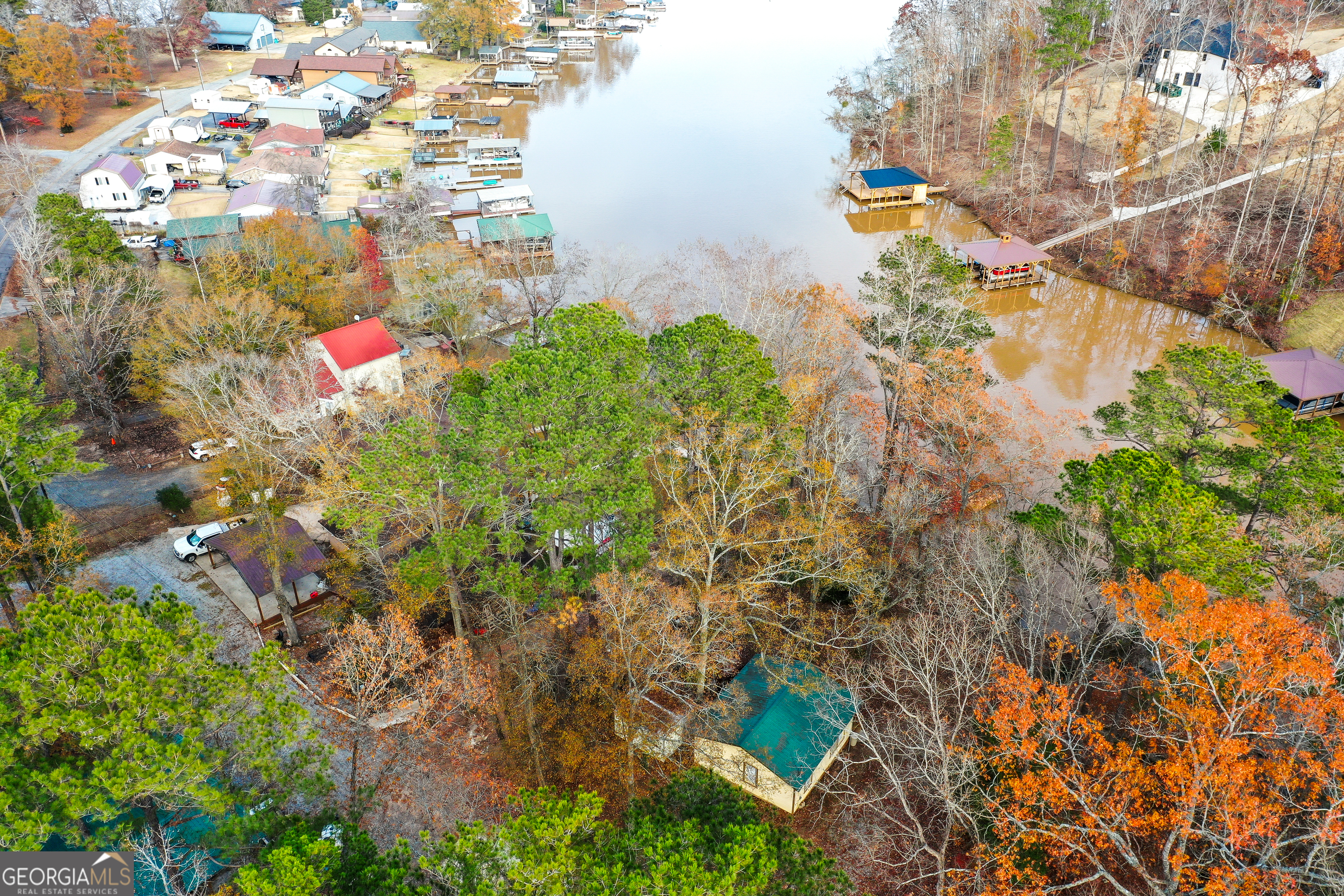 186 Arrow Point RD