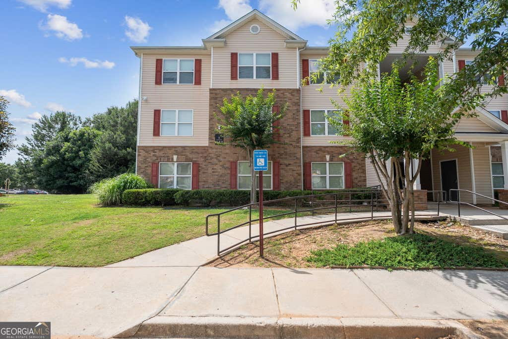 Photo of 1101 Waldrop Place, Decatur, GA 30034 (MLS # 10788081)
