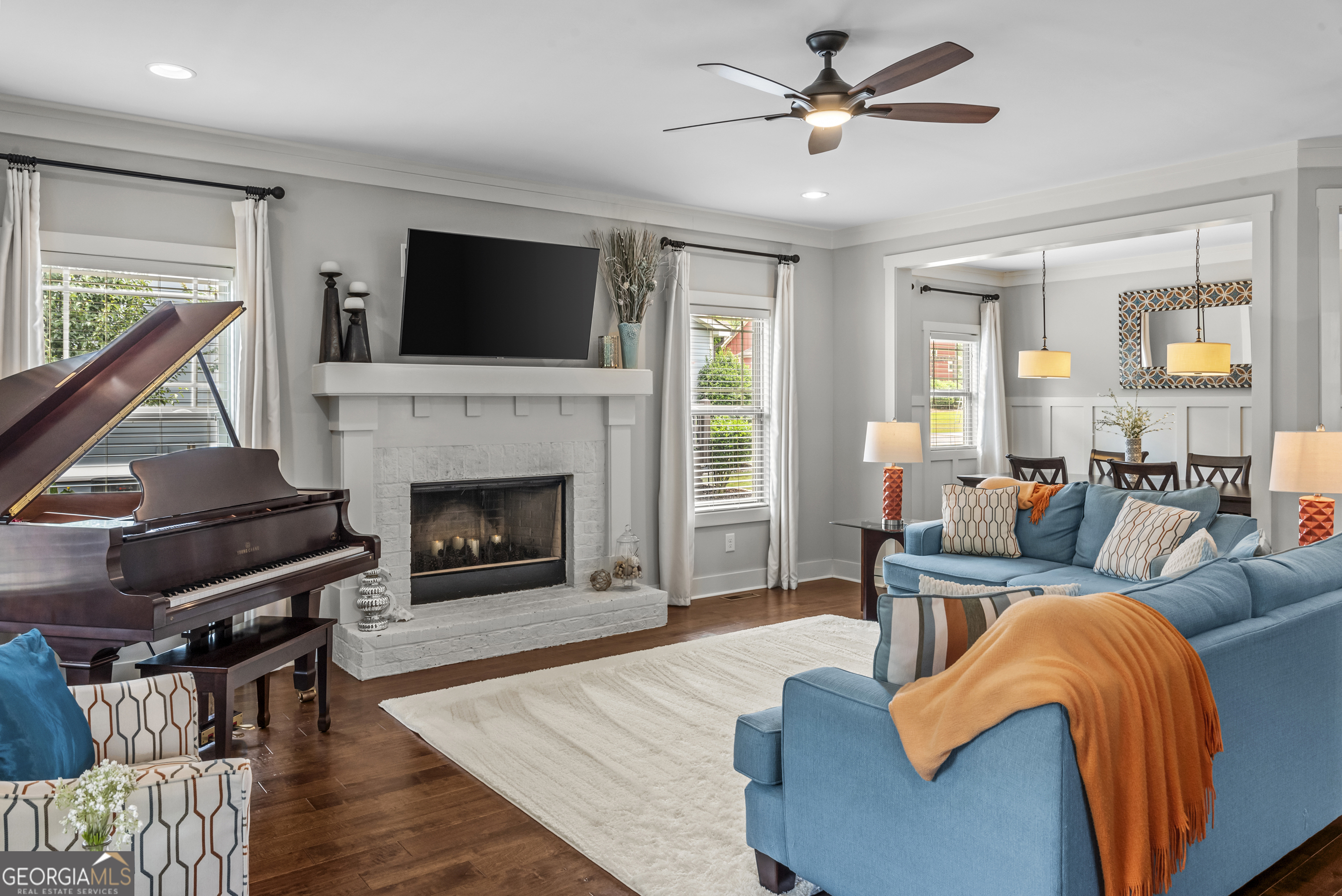 1111 Cobblestone DR