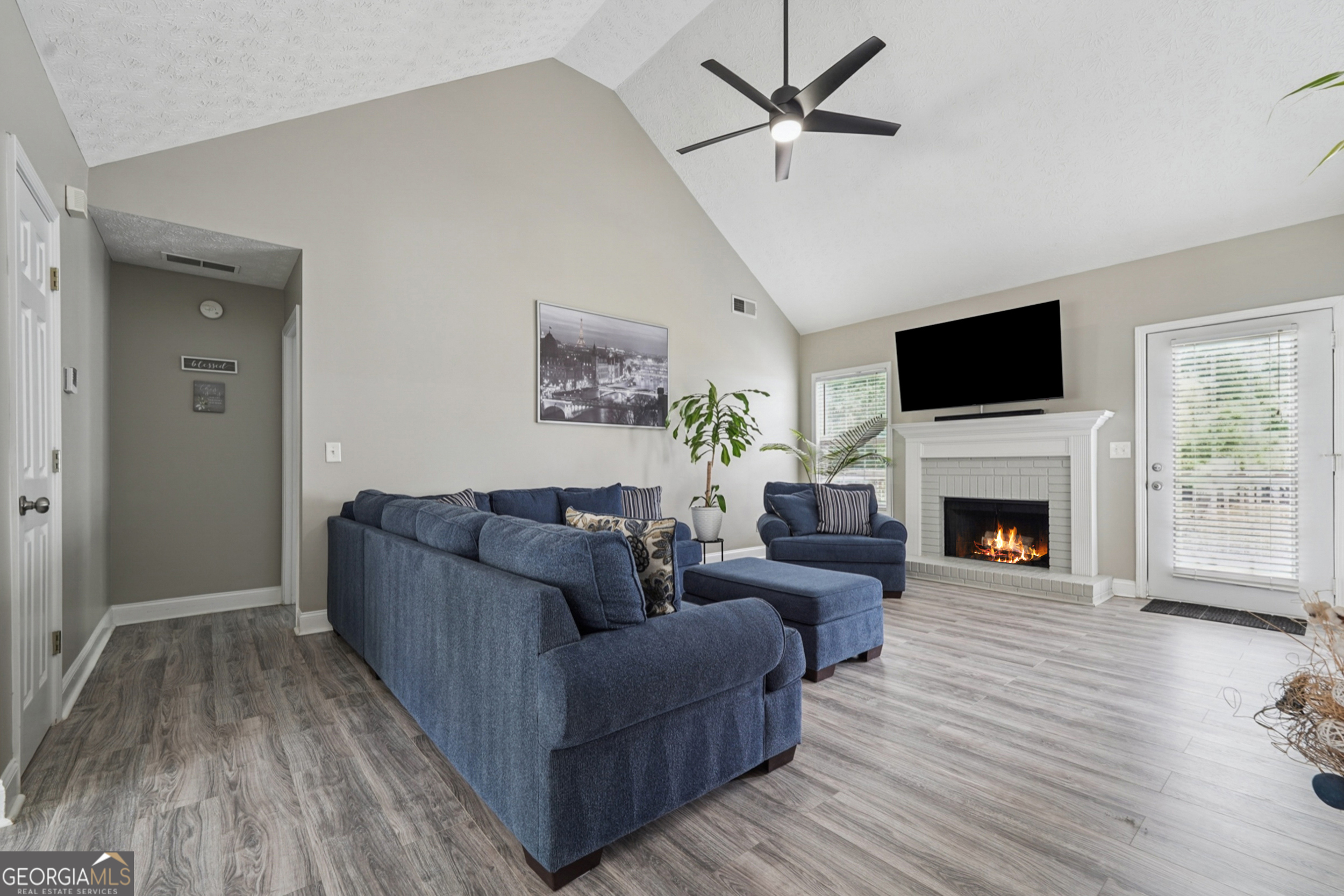 3123 Morgan Box LN