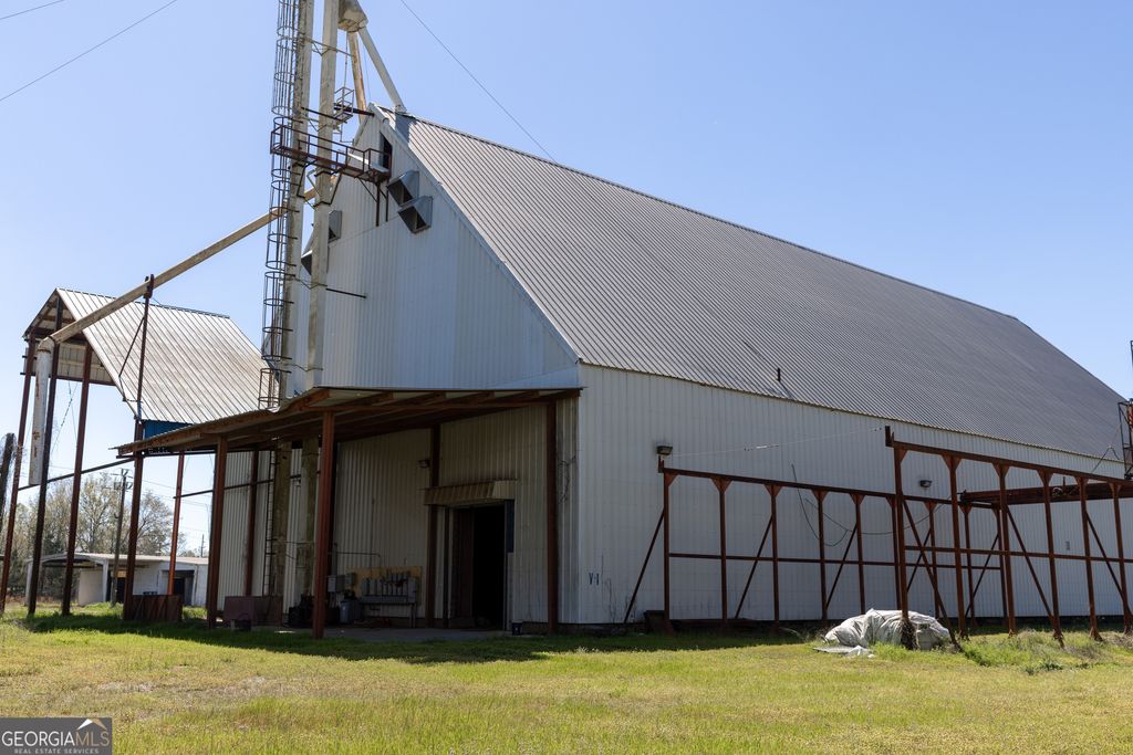 Photo of 740 W Union Street, Vienna, GA 31092 (MLS # 10726975)