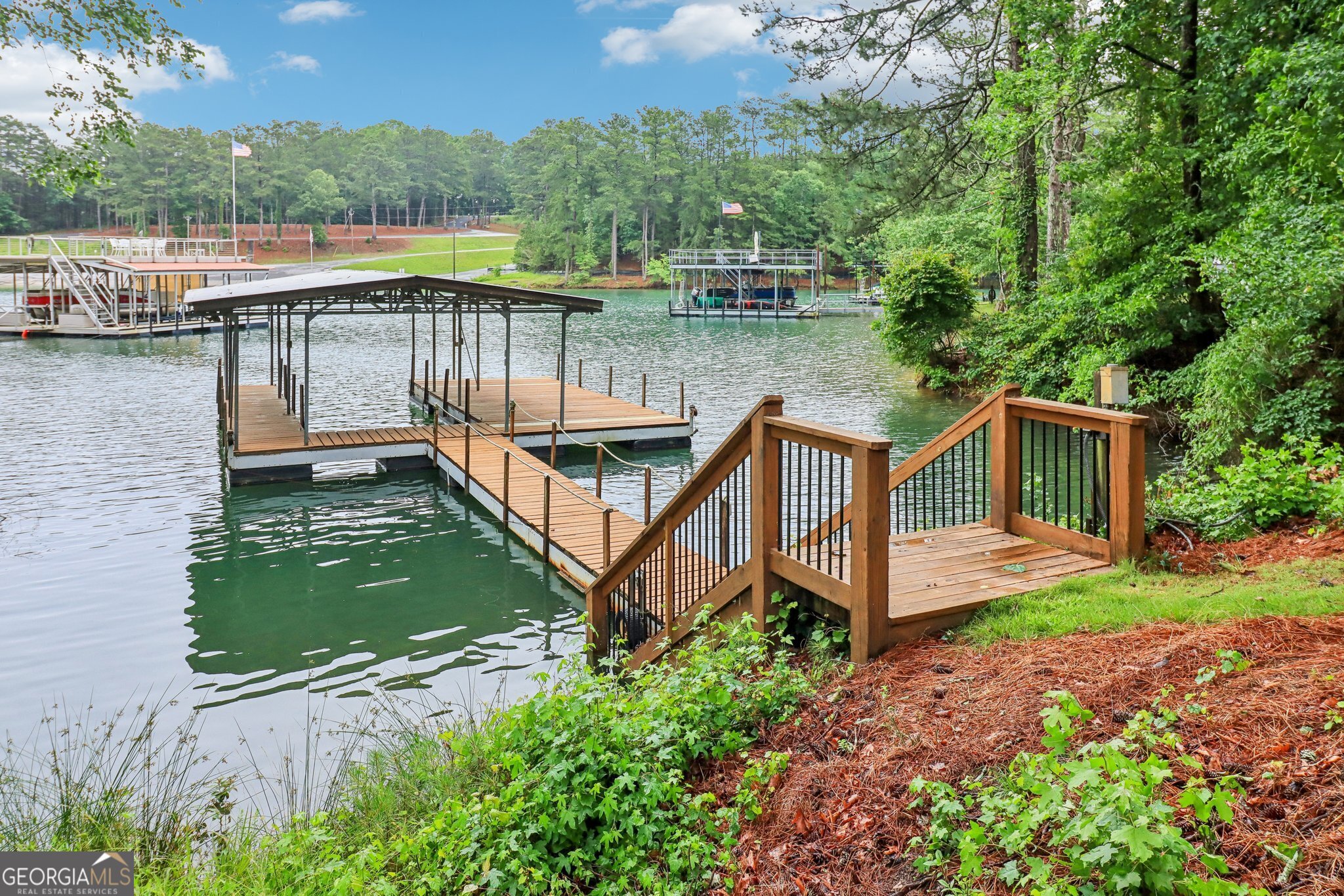 6219 Woodlake DR