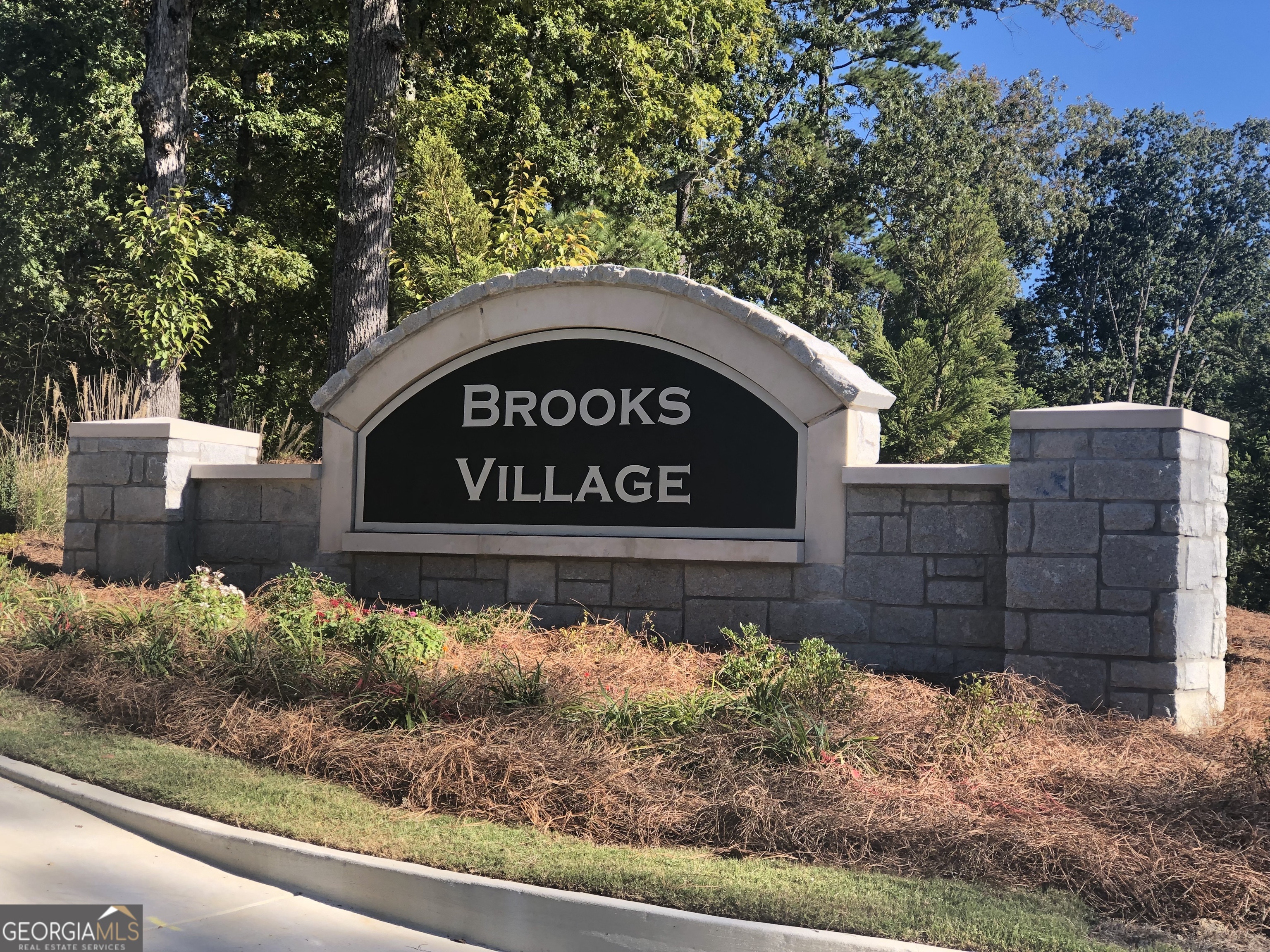1306 Village Brook DR