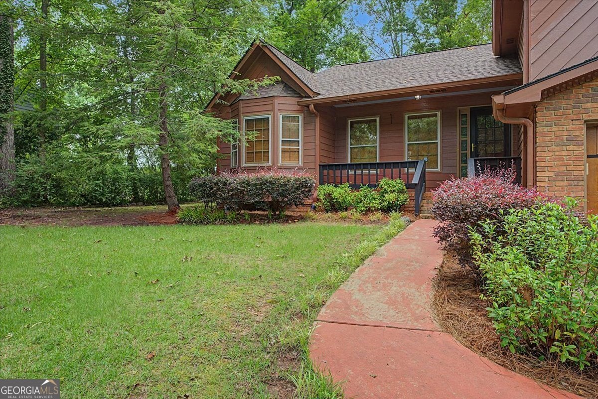 382 Indian Lake CT