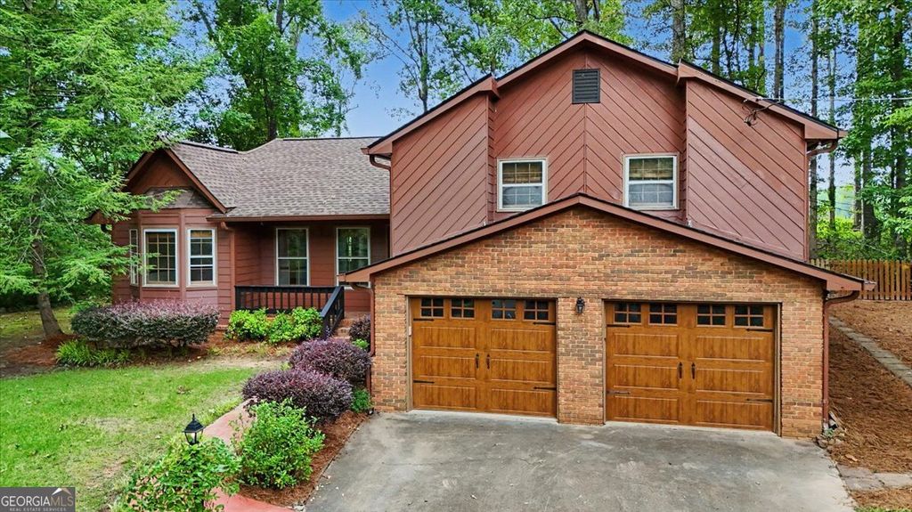 Photo of 382 Indian Lake Court, Hiram, GA 30141 (MLS # 10794374)