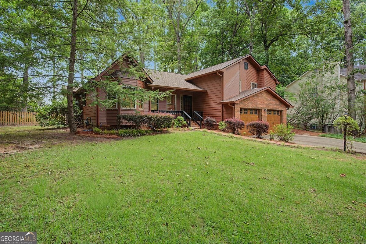 382 Indian Lake CT