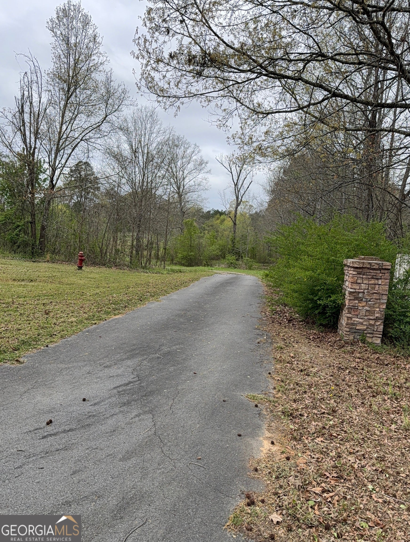 386 Oak Grove RD